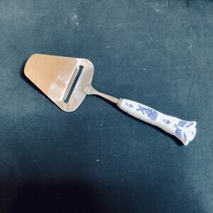 W.O.D. Delft Blue Cheese Slicer, Holland